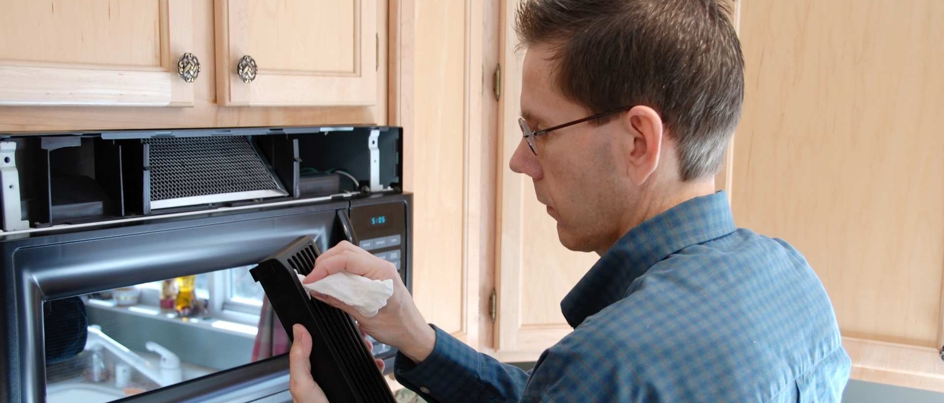 Kitchen fitters E15